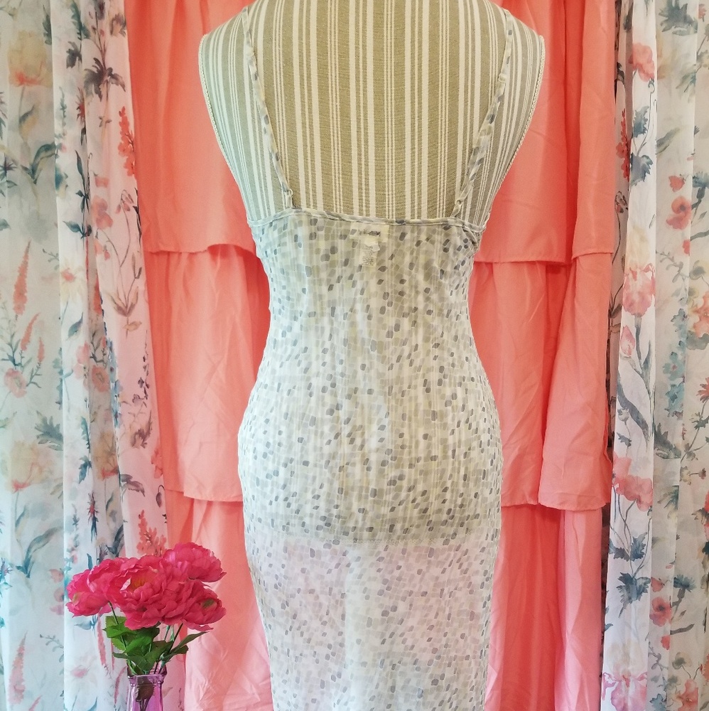 🌻🌺🌻CALVIN KLEIN LINGERIE NIGHT GOWN!! - Picture 2 of 6